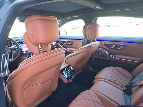 New 2026 Mercedes-Benz S 580 4MATIC Sedan image 17