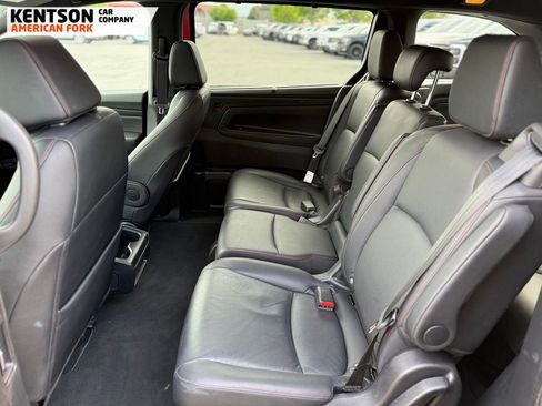 Used 2025 Honda Odyssey Sport-L image 33