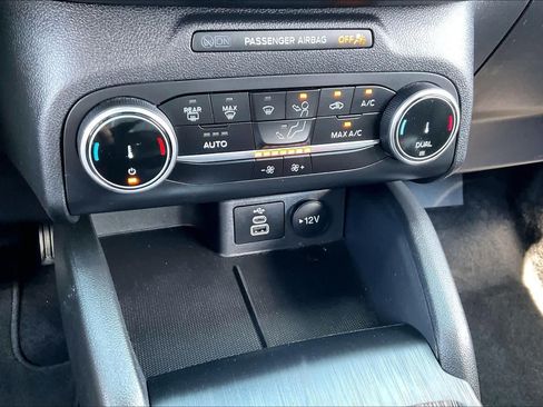 Used 2025 Ford Escape ST-Line FWD image 31
