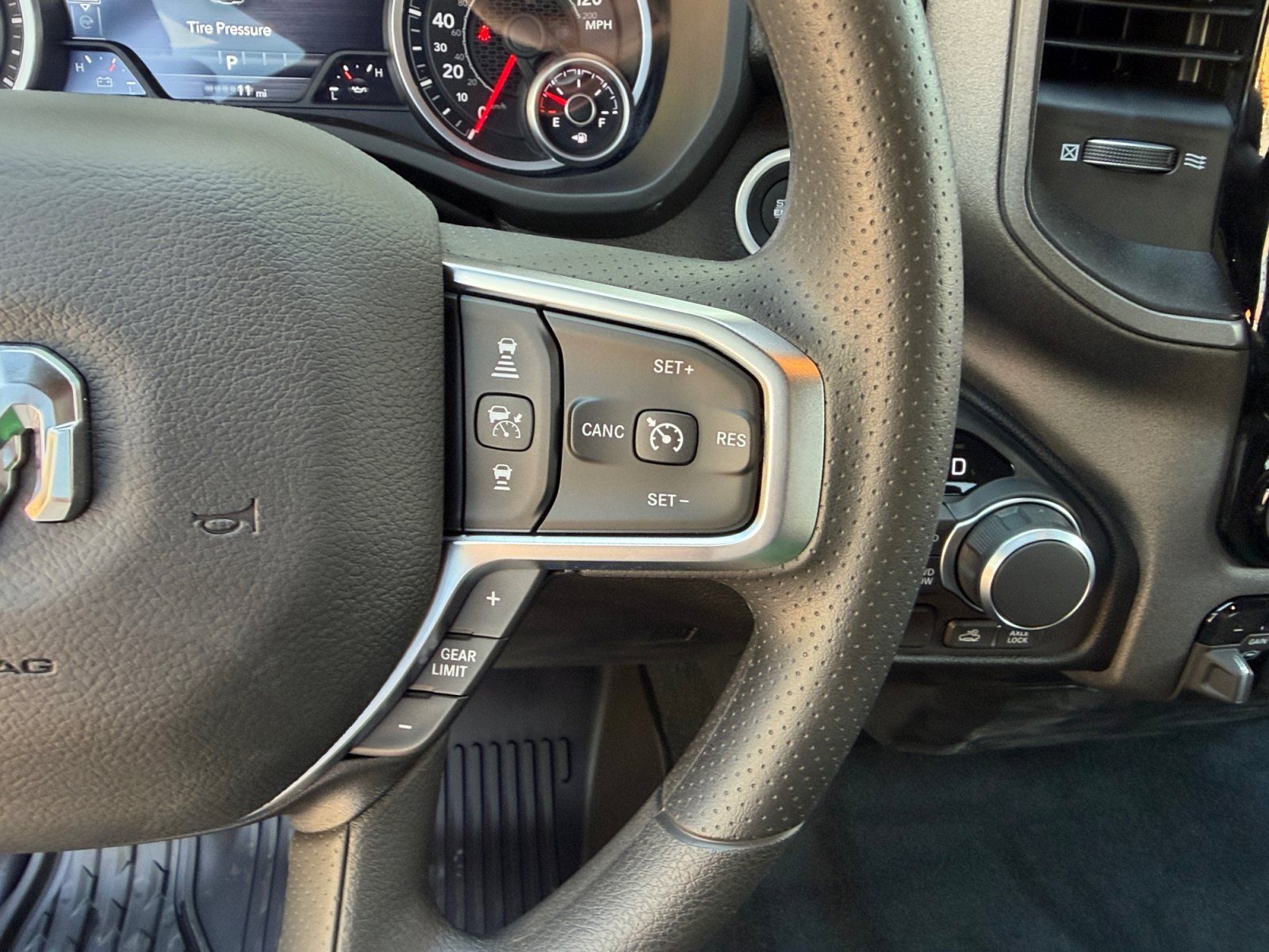 New 2026 RAM 1500 Warlock AWD/4WD image 14