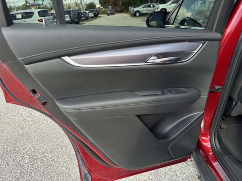 Certified 2023 Cadillac XT6 Luxury image 13