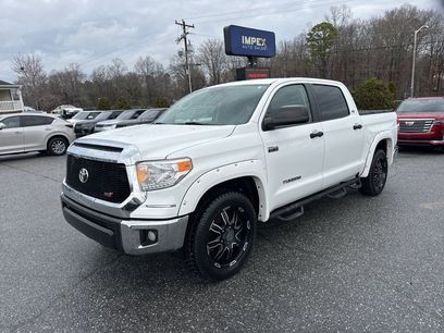 Used 2016 Toyota Tundra SR5 w/ SR5 Upgrade Package