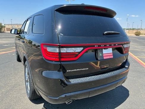 Used 2022 Dodge Durango R/T RWD image 4