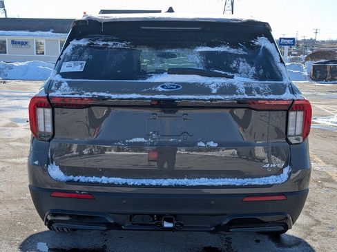 New 2026 Ford Explorer ST-Line image 5