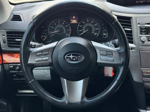 Used 2010 Subaru Outback 3.6R Limited AWD/4WD image 31