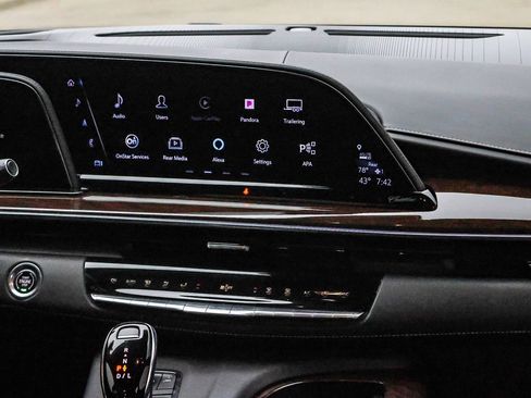 Used 2023 Cadillac Escalade Sport Platinum w/ LPO, ONYX Package image 25