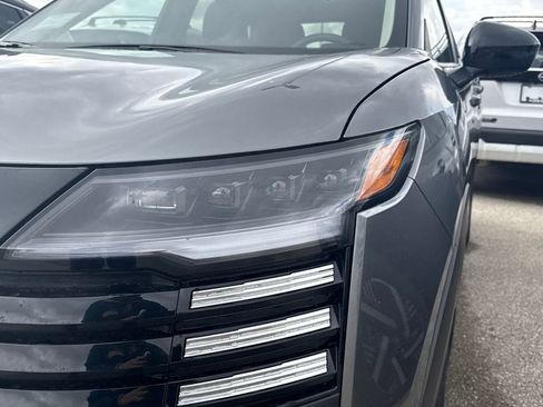 New 2026 Nissan Kicks SV w/ SV Premium Package image 3