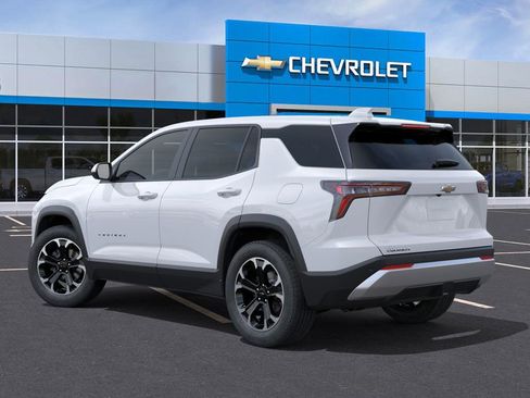 New 2026 Chevrolet Equinox LT w/ Convenience Package II image 3