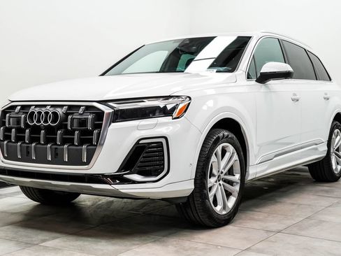 Used 2025 Audi Q7 3.0T Premium Plus AWD/4WD image 7