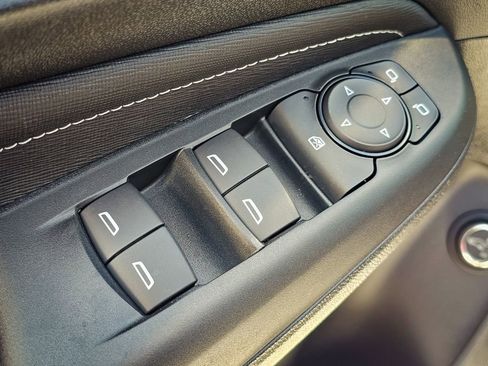 New 2026 Buick Envista Sport Touring w/ Studio Series image 10