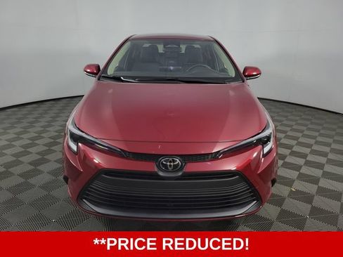 Used 2026 Toyota Corolla LE FWD image 2