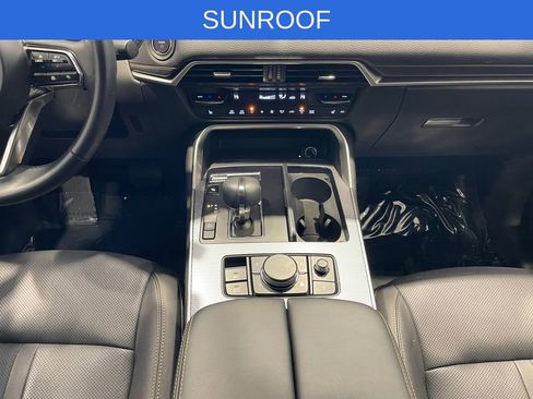 Used 2025 MAZDA CX-70 Plug-In Hybrid w/ Premium Pkg image 10