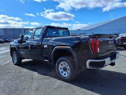 New 2025 GMC Sierra 2500 Pro image 4