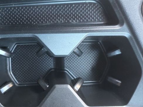 Certified 2024 Volkswagen Tiguan SE R-Line image 20