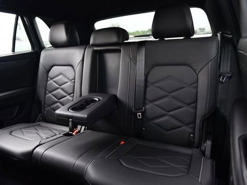 New 2026 Volkswagen Atlas Cross Sport SE AWD/4WD image 22
