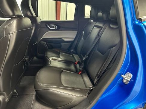 Used 2023 Jeep Compass Limited AWD/4WD image 17