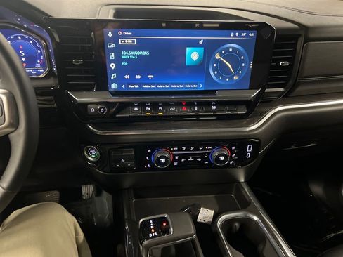 Certified 2025 Chevrolet Silverado 1500 LTZ w/ Technology Package AWD/4WD image 23