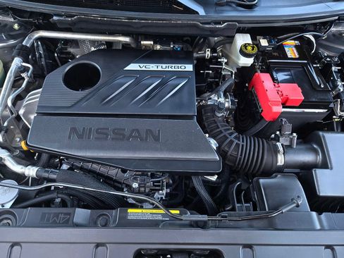 Used 2025 Nissan Rogue SV FWD image 25