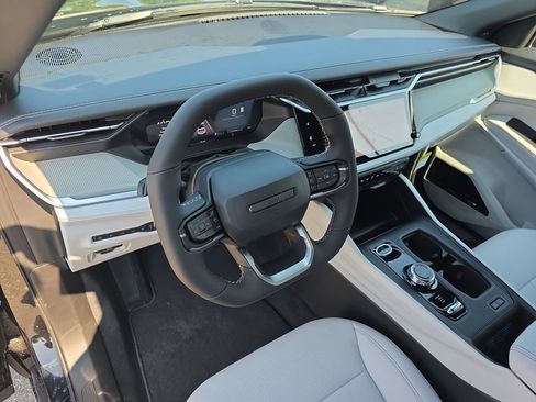 New 2026 Jeep Cherokee Limited AWD/4WD image 16