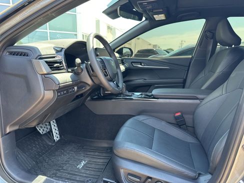 Used 2025 Toyota Camry XSE w/ Premium Package FWD image 8