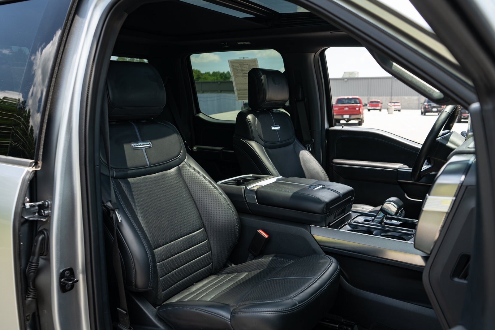 Used 2025 Ford F150 Platinum w/ Equipment Group 702A High AWD/4WD image 48