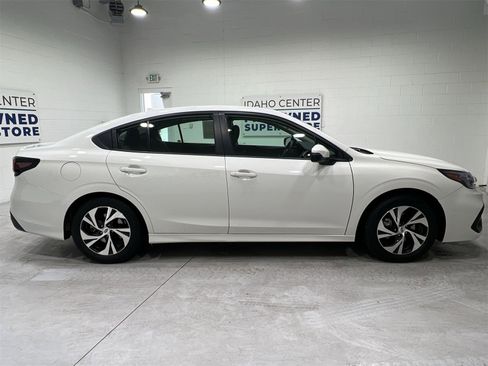 Used 2023 Subaru Legacy Premium image 9