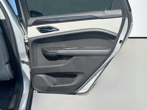Used 2016 Cadillac SRX Luxury FWD image 20