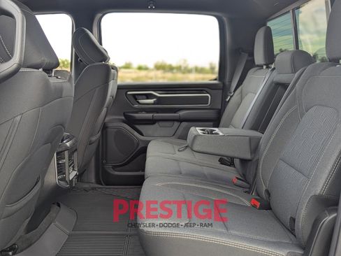 Used 2021 RAM 1500 Big Horn image 34