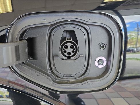 Used 2025 Ford Mustang Mach-E Premium RWD image 32