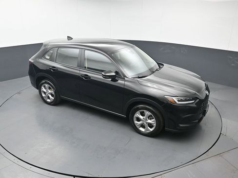 Certified 2025 Honda HR-V LX image 38