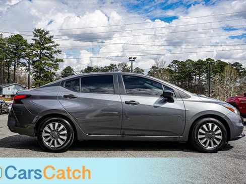 Used 2021 Nissan Versa S image 16