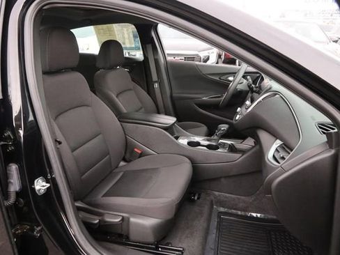 Used 2024 Chevrolet Malibu LT image 26