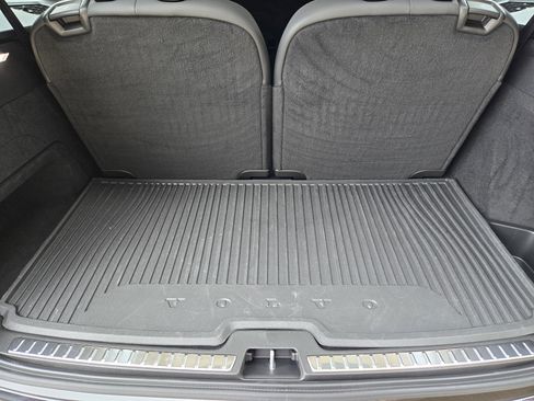 Used 2024 Volvo XC90 B6 Plus w/ Protection Package Premier image 44