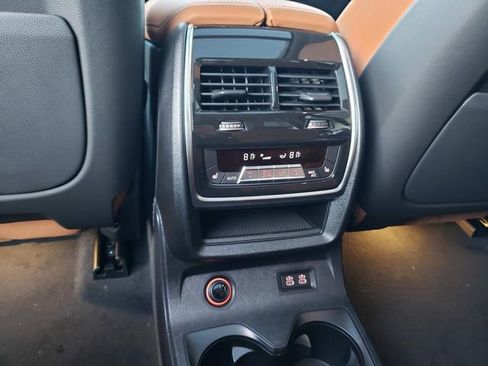 New 2026 BMW X7 xDrive40i w/ Premium Package image 15