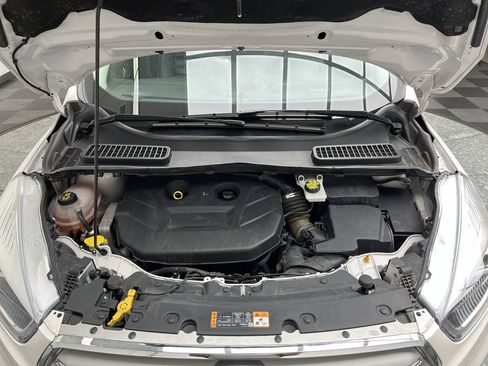 Used 2019 Ford Escape Titanium AWD/4WD image 30