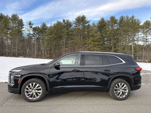 New 2026 Buick Enclave Preferred w/ Power Package image 4