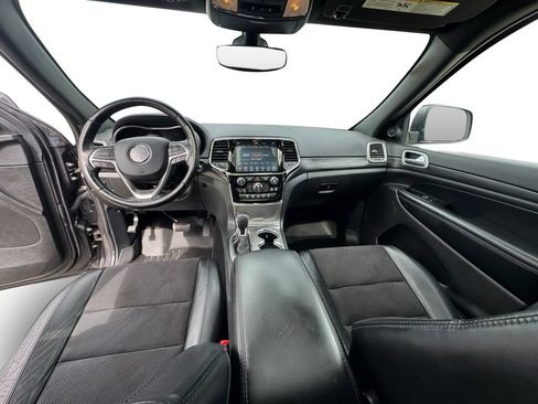 Used 2020 Jeep Grand Cherokee Altitude AWD/4WD image 21