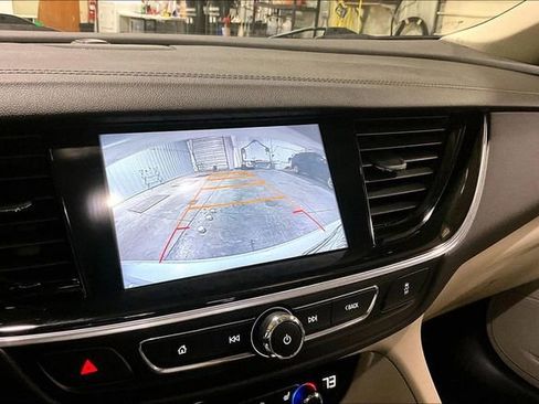 Used 2018 Buick Regal Essence w/ Driver Confidence Package #1 image 24