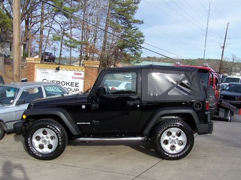 Used 2013 Jeep Wrangler Sport image 8
