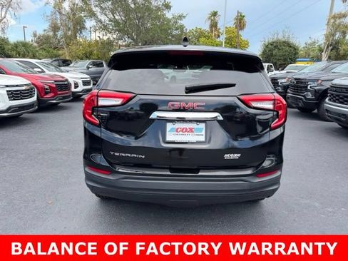 Used 2024 GMC Terrain SLE FWD image 5