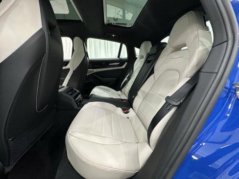 New 2025 Porsche Panamera 4 image 20