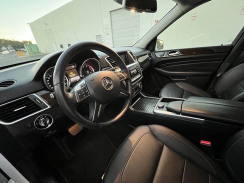 Used 2015 Mercedes-Benz ML 350 2WD w/ Premium 1 Package image 17