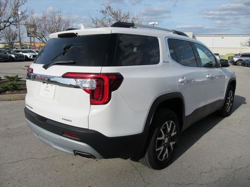Used 2023 GMC Acadia SLE w/ Driver Convenience Package image 6