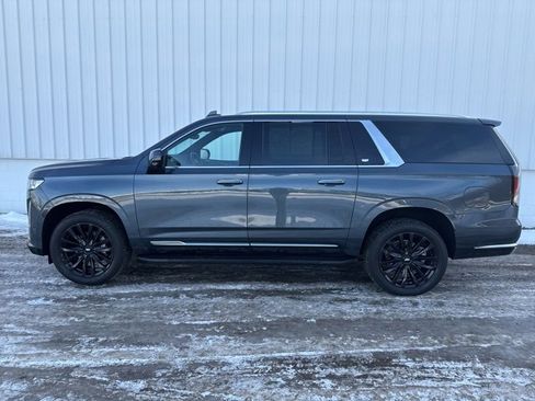 Certified 2021 Cadillac Escalade ESV Premium Luxury image 32