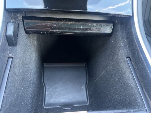 Used 2018 Tesla Model 3 Long Range image 17