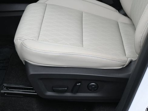 New 2026 Nissan Murano Platinum w/ Cargo Package image 16