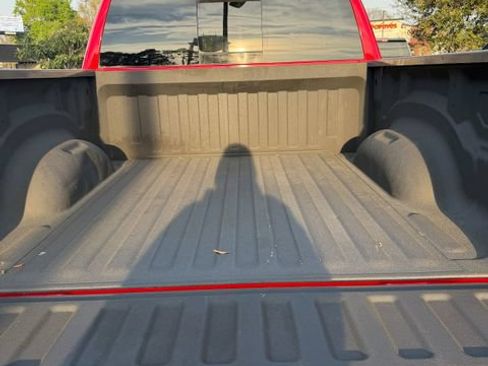 Used 2021 RAM 1500 Big Horn AWD/4WD image 10