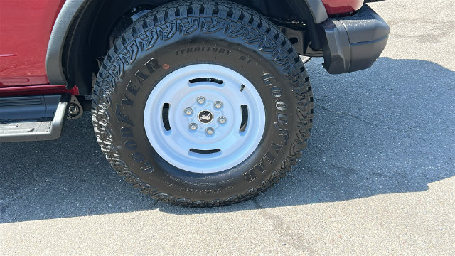 New 2026 Ford Bronco Heritage Edition AWD/4WD image 6