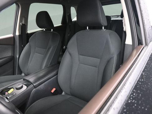 Used 2023 Nissan Rogue S AWD/4WD image 34