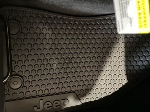 Used 2026 Jeep Compass Trailhawk AWD/4WD image 20